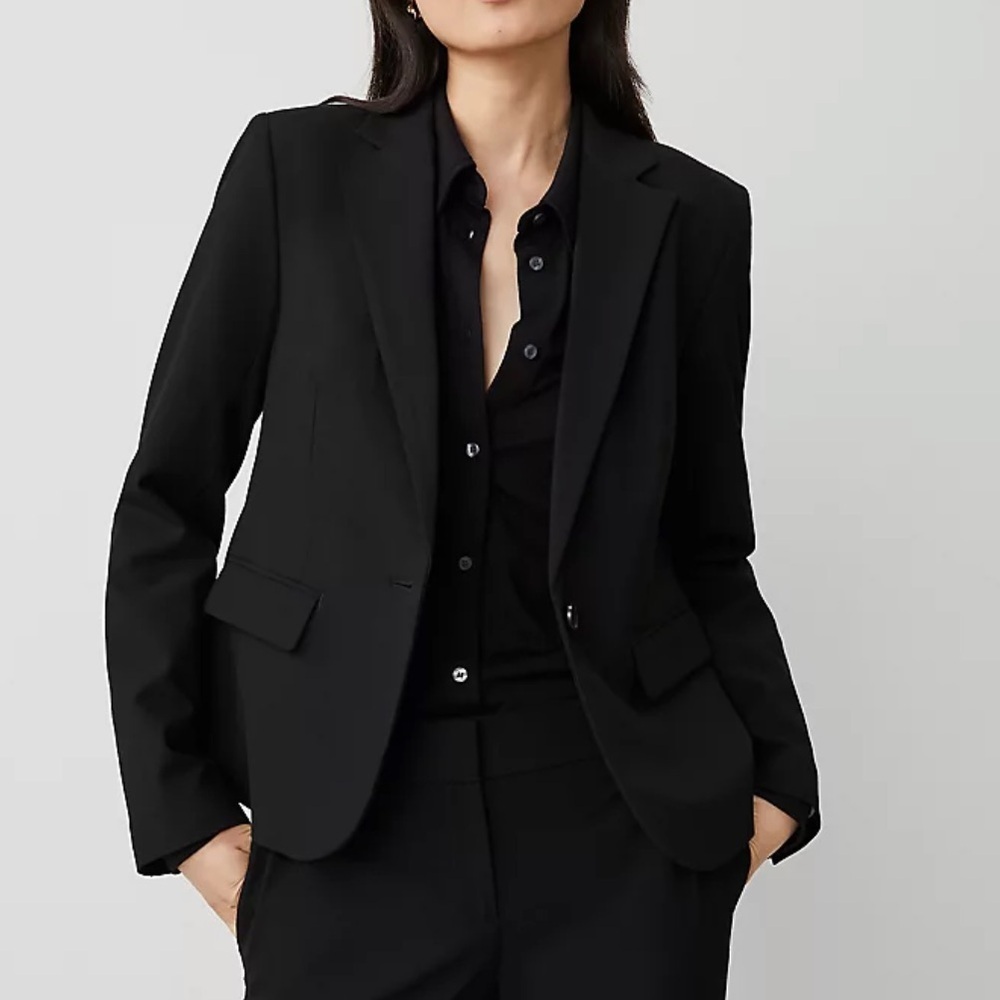 Ann Taylor The Notched One Button Button Black Size 14
